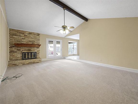 4th image of 513 Michael Dr