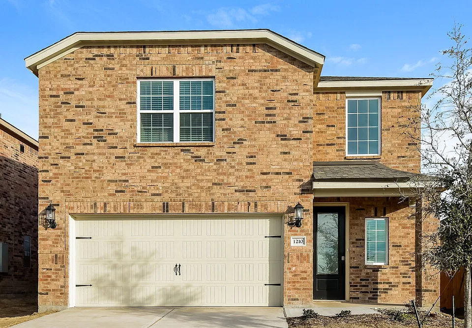1210 Princeton Hts