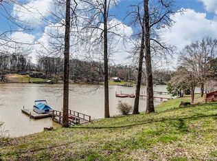 3150 Mattie Wade Rd, Sherrills Ford, NC 28673