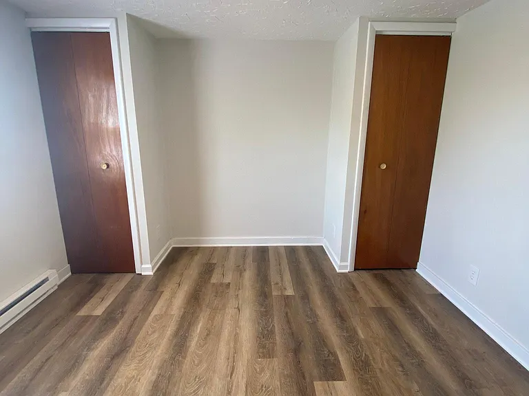 209 N Railroad St #C8 — Photo 9