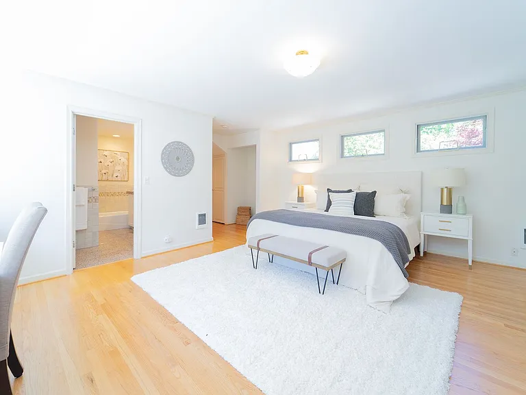 2840 SW Fern St — Photo 48