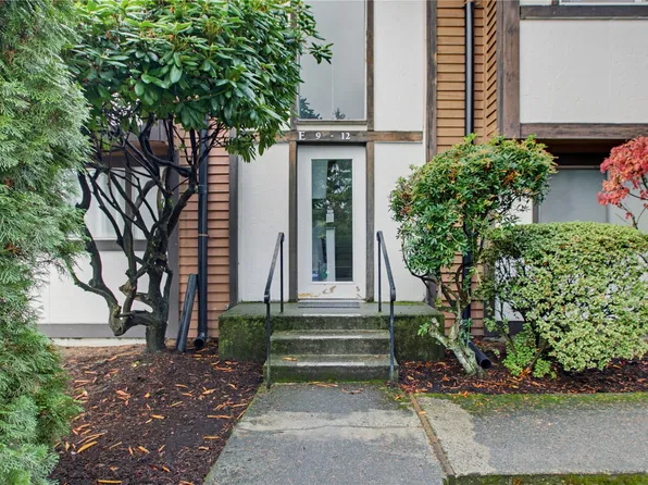 7309 224th Street SW #E10, Edmonds, WA 98026