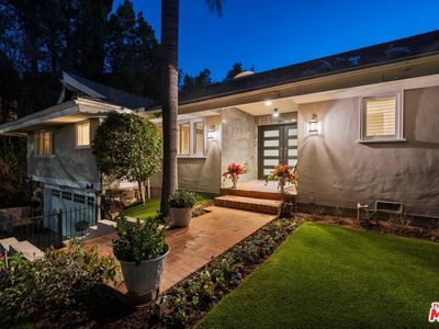 4371 Clear Valley Dr, Encino, CA, 91436