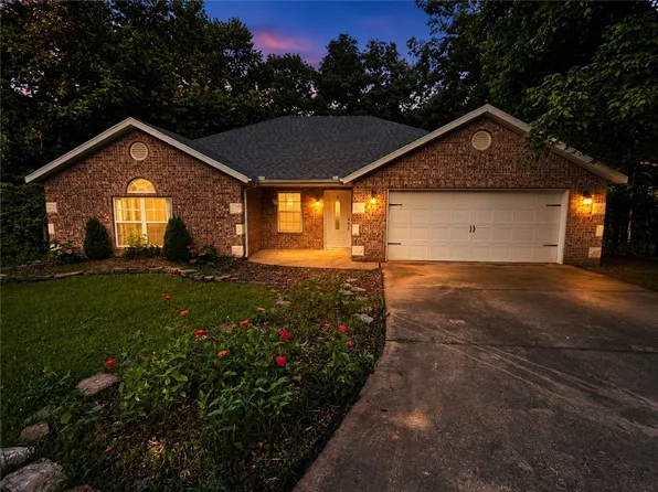 6 Hart Ln, Bella Vista, AR 72714