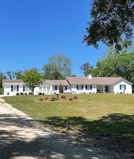 1st image of 90 Greenbriar Ter