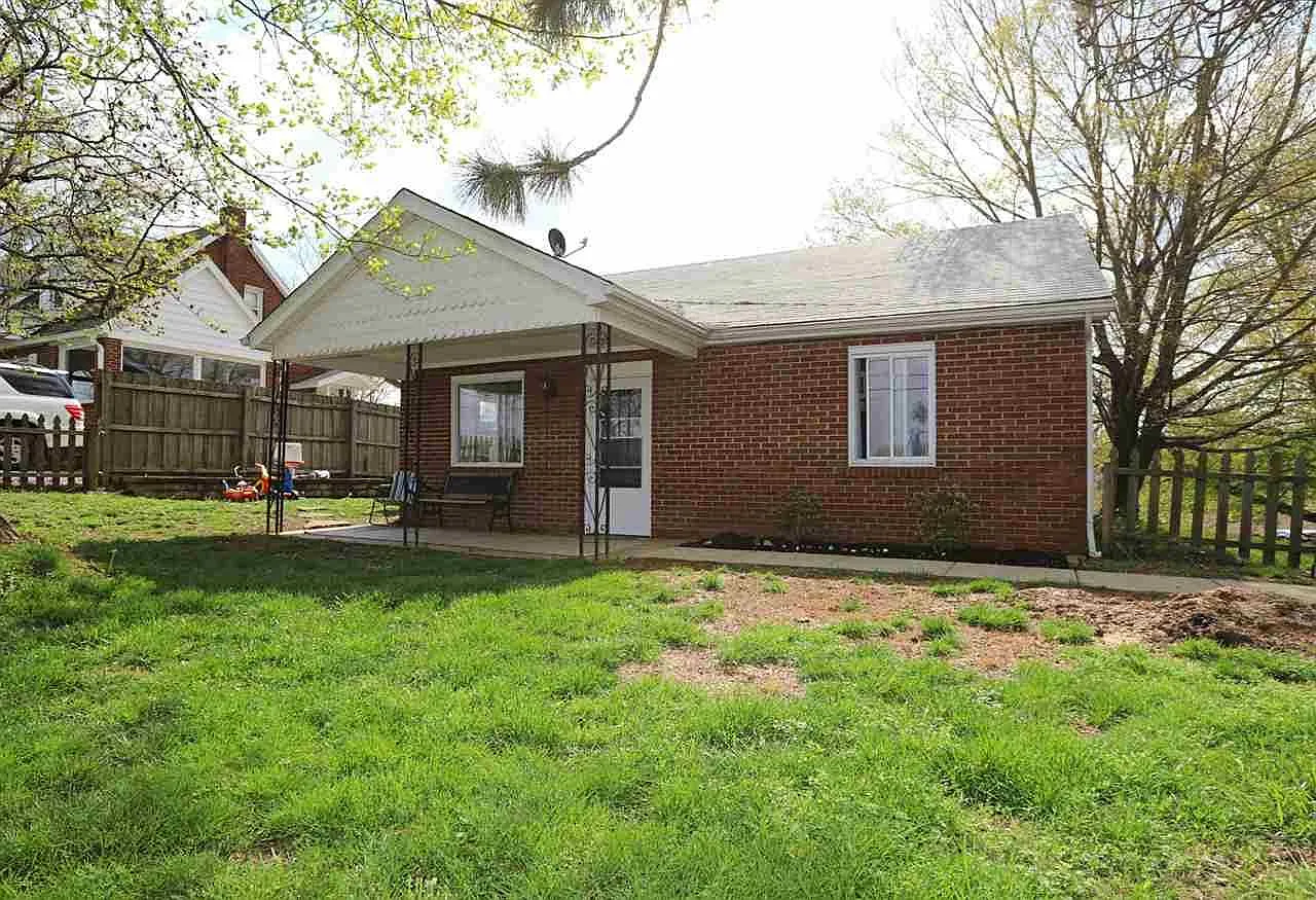 2417 Oak Hill Rd photo 1