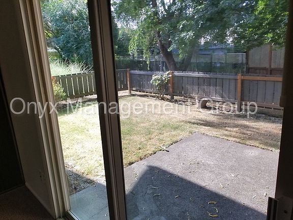 2nd image of 1184 NE Turner Dr APT 7