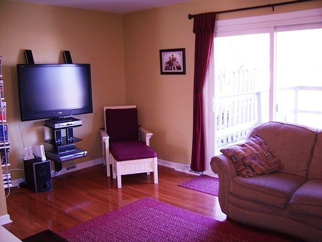 2nd image of 4035 Cardin Pl
