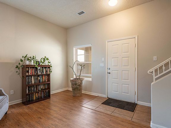 5th image of 1120 Reynosa Loop SE