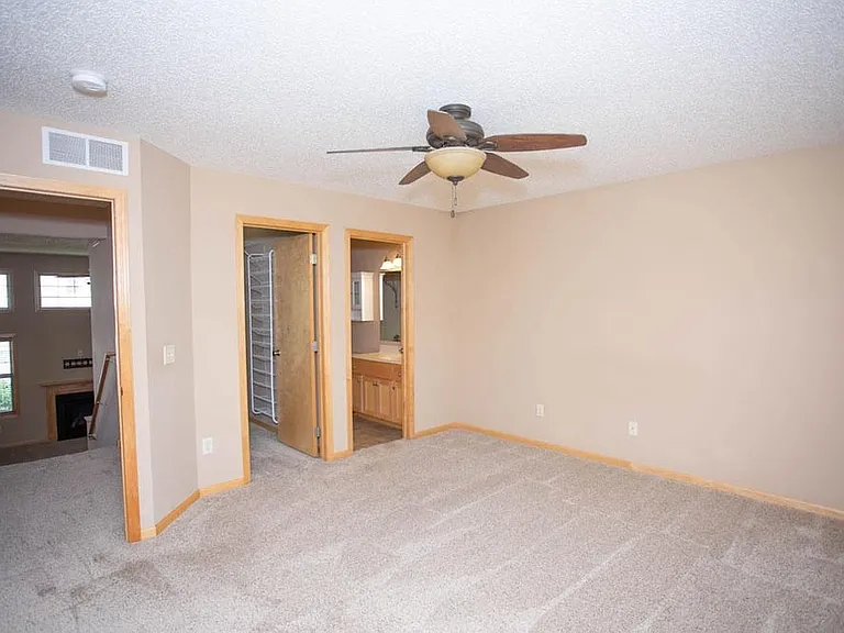 3175 Frontier Dr — Photo 14