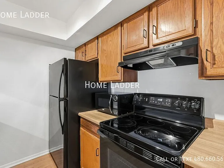 540 N May St #3075 — Photo 6