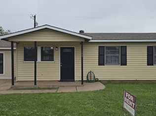 108 W Garden Dr, Iowa Park, TX 76367