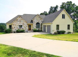 146 Eagles Xing, Cape Girardeau, MO 63701