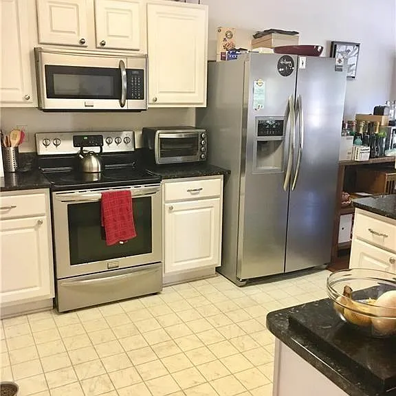 1634 Charleston Walk SE — Photo 6