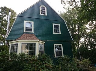 31 Hastings St, West Roxbury, MA 02132