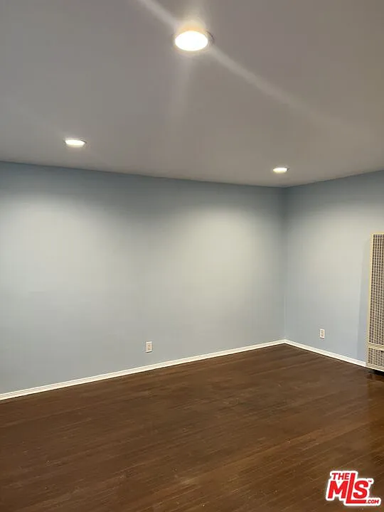 2 bed, 1.0 bath, 875 sqft, $2,795 — Photo 2