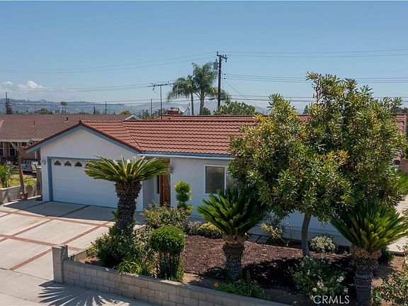 2nd image of 11904 Larrylyn Dr