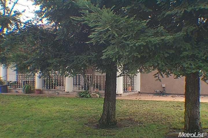 1st image of 2506 Princeton Ave