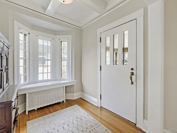 4th image of 2211 Birch Street