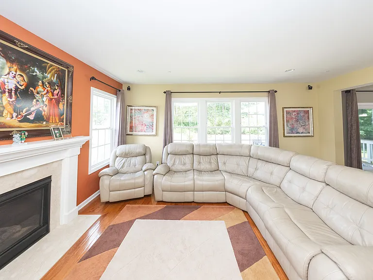 1 Warmstone Way — Photo 45