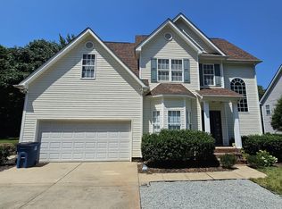 3007 Oakdale Rd, Charlotte, NC 28216