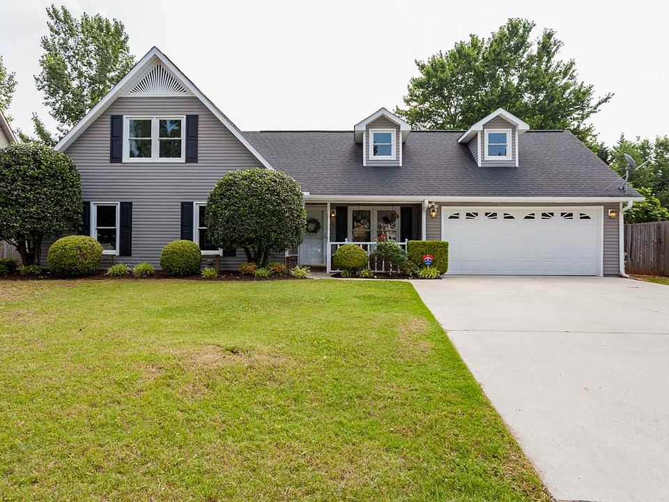 1st image of 137 Harpers Hop Dr