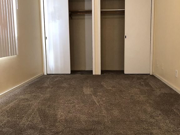 2nd image of 1119 E St APT 09
