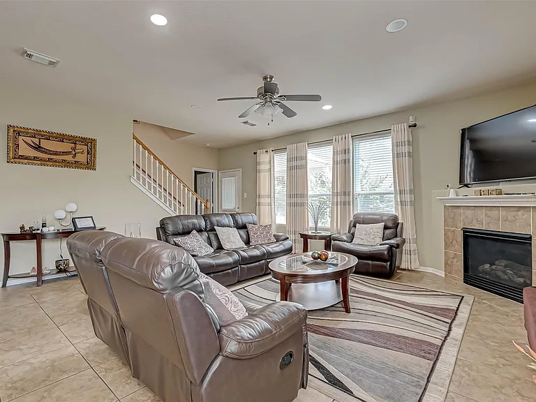 19223 Brook Village Rd — Photo 12
