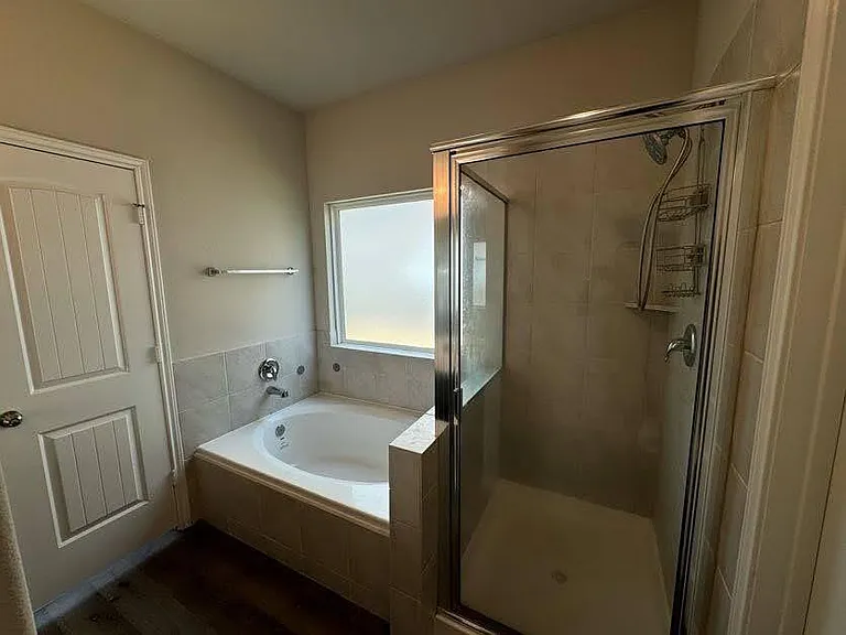 2218 Angie Kaye Dr — Photo 14