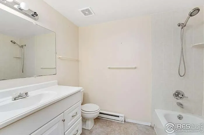1012 Driftwood Dr #3 — Photo 15