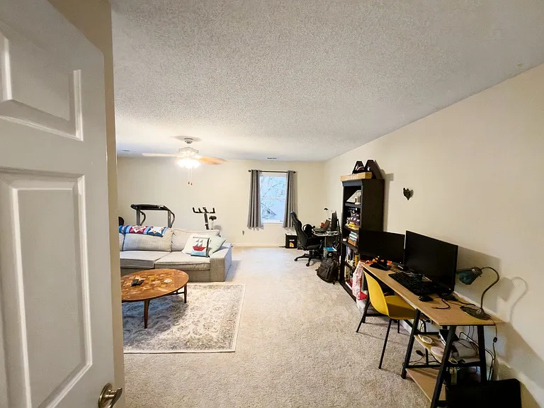 743 Grovewood Dr — Photo 28