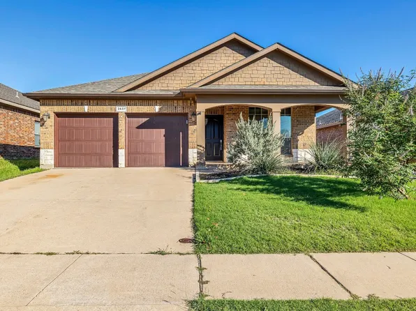 2637 Triangle Leaf Dr, Fort Worth, TX 76244