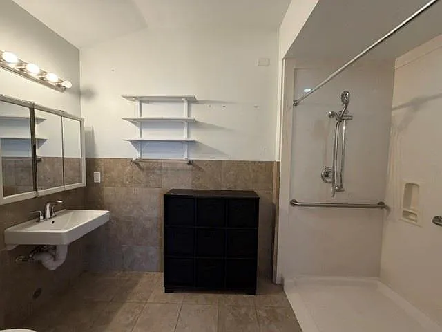 1 bed, 1.0 bath, 675 sqft, $1,595 — Photo 4