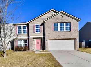 9504 W Campfire Dr, Pendleton, IN 46064