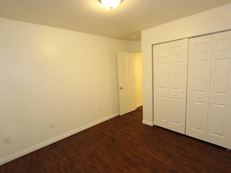 2361 Homestead Ct #4 — Photo 8