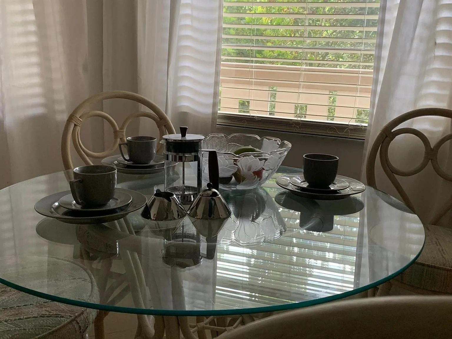 2 bed, 2.0 bath, 1225 sqft, $3,600 — Photo 4