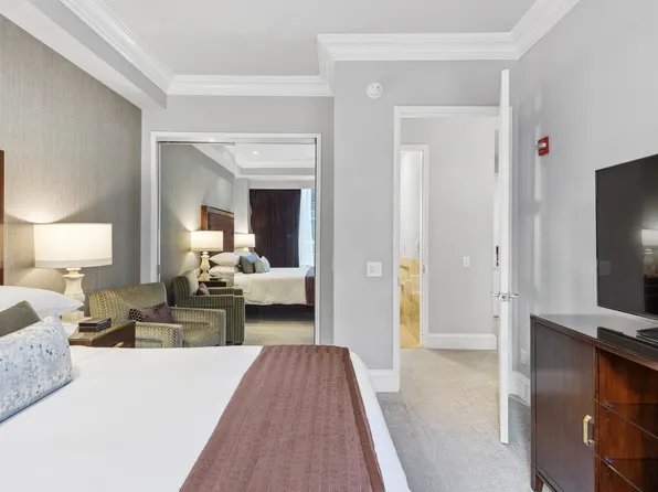 1 Central Park West image 7 of 10