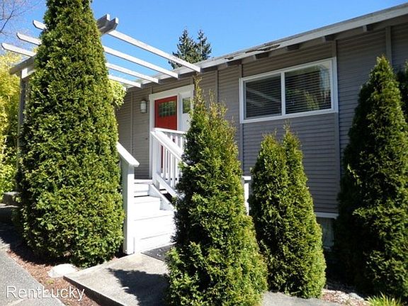 2nd image of 9842 NE 15th St