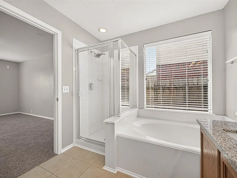 14922 Sugar Sweet Dr — Photo 43
