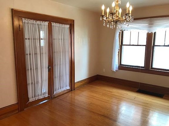 Dining Rm