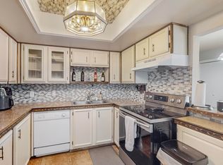 911 Country Club Dr SE APT D, Rio Rancho, NM 87124