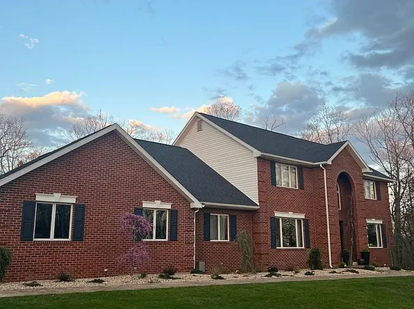 170 Sylvan Oakes Dr, Hollidaysburg, PA 16648