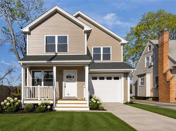 354 Jastram St, Providence, RI 02908