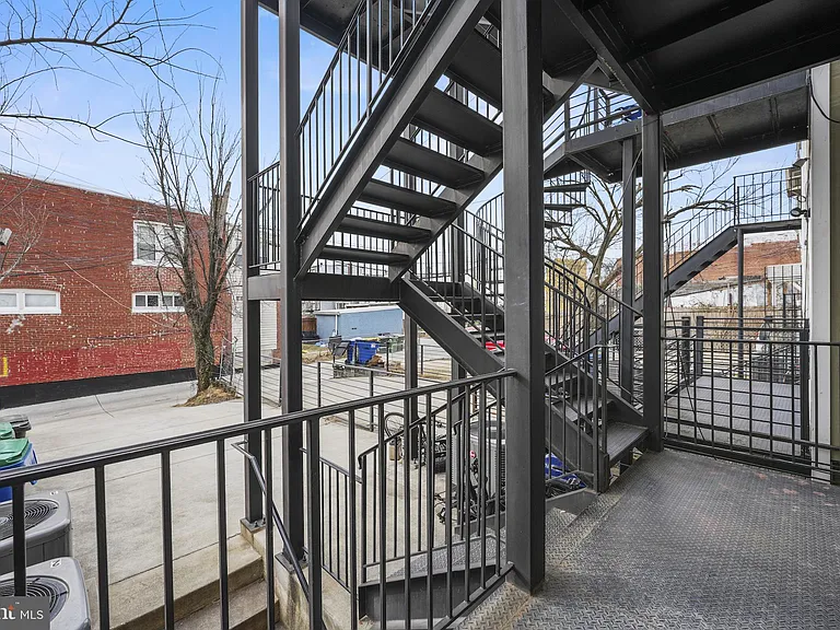 2419 Benning Rd NE — Photo 21