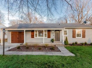 7119 Reeds Rd, Overland Park, KS 66204
