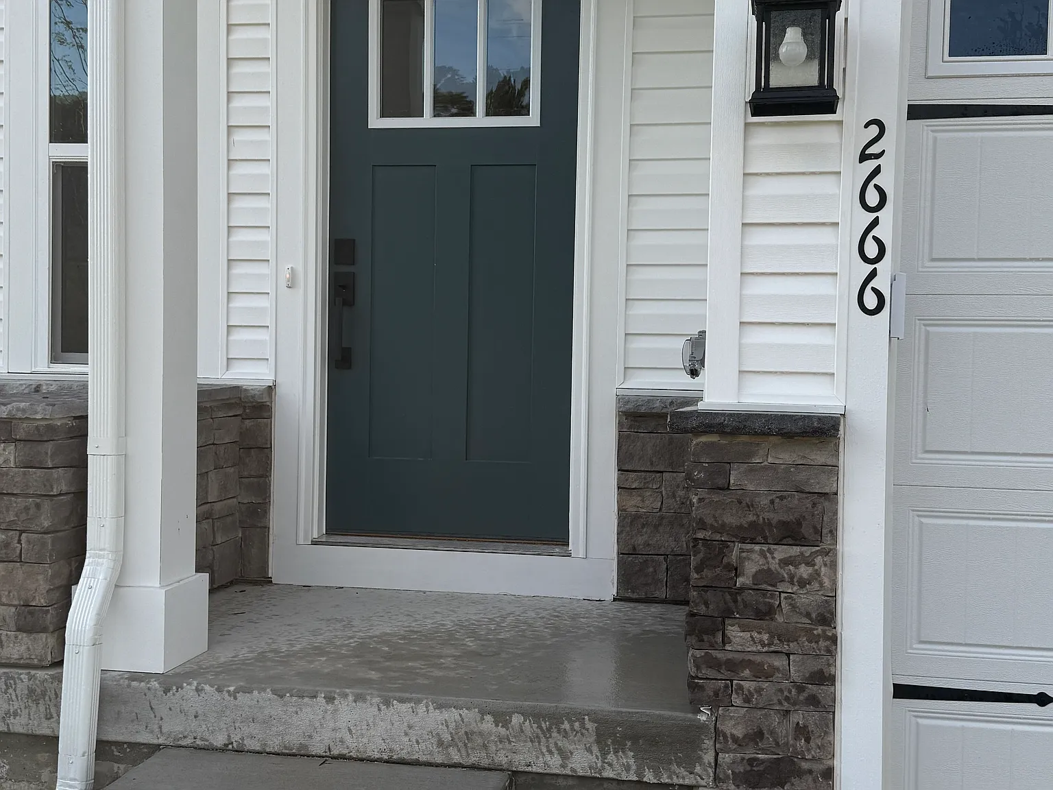 2666 Tisbury Ln — Photo 1