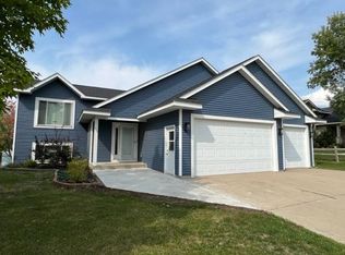 515 9th Ave SW, Lonsdale, MN 55046
