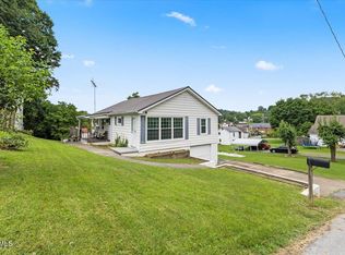 1050 Cooper St, Kingsport, TN 37665
