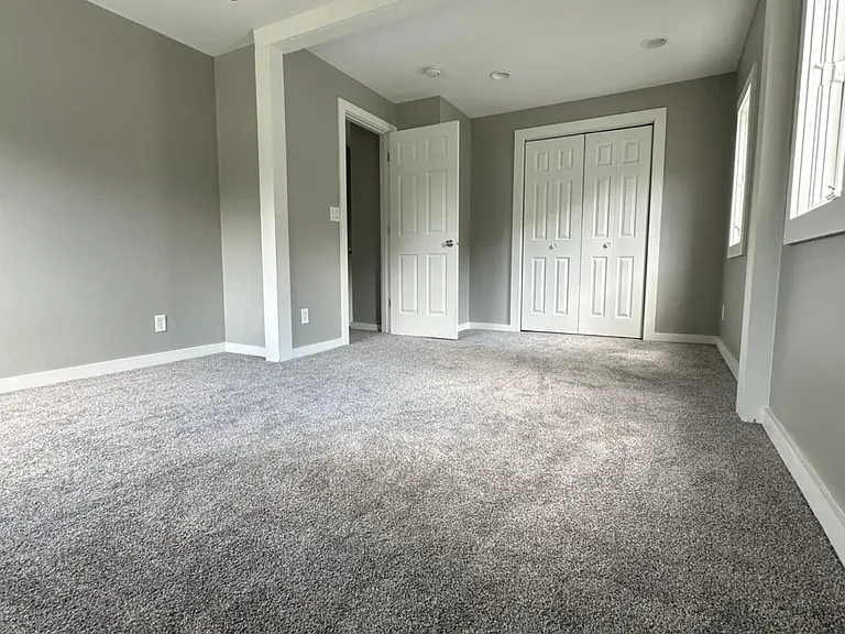 716 Weller Ave — Photo 10