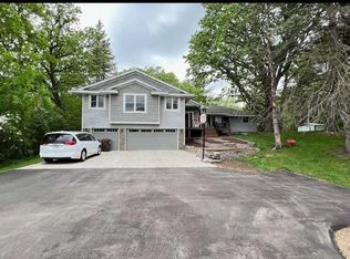 772 Neal Ave N, Stillwater, MN 55082